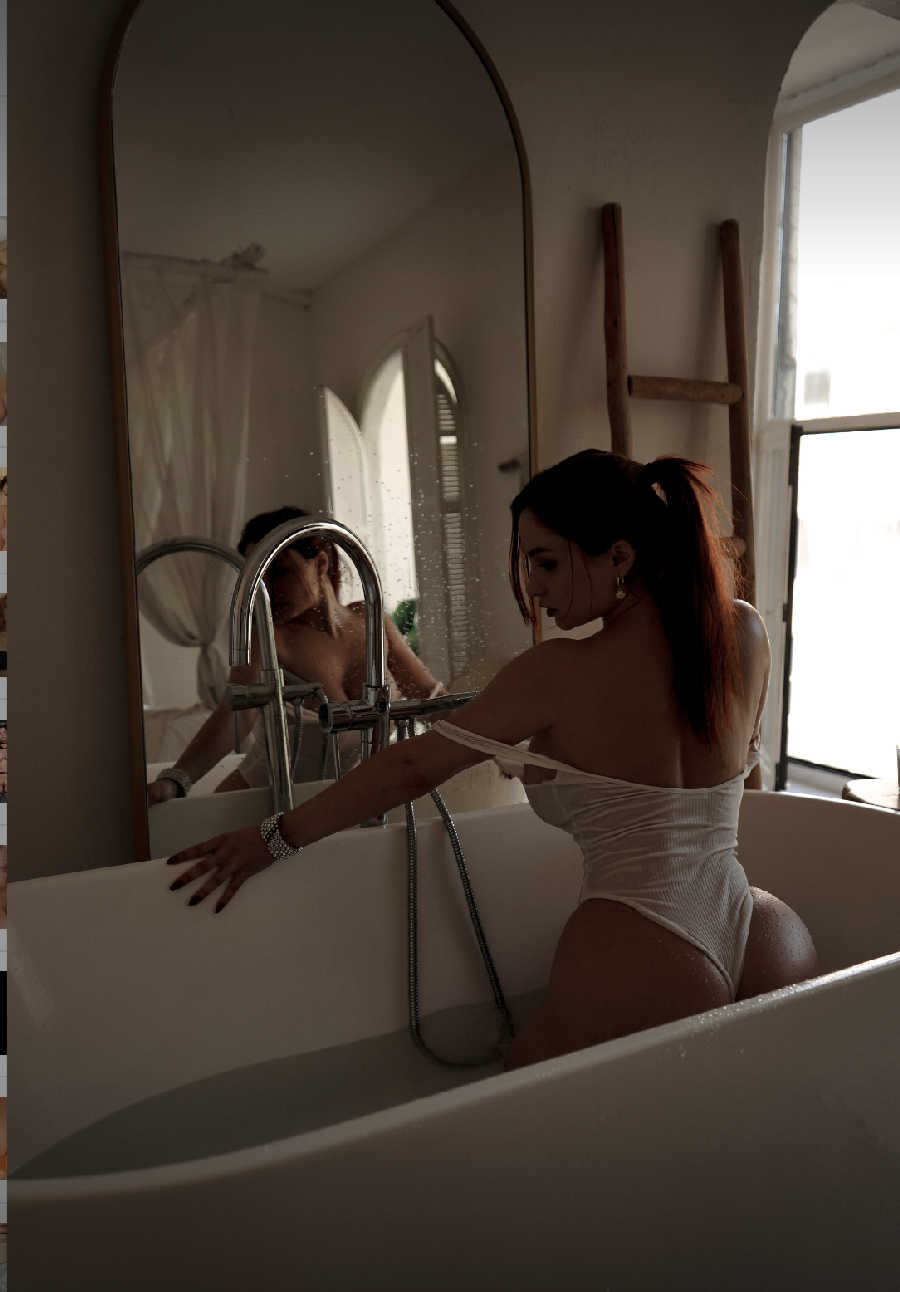 A playful frame from Miranda Faith nude — online in Haicheng