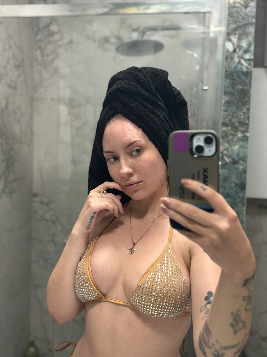 Nude girl KateV in Haicheng