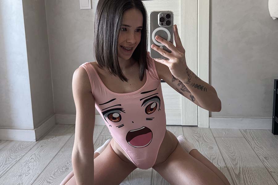 Model Tina in Haicheng