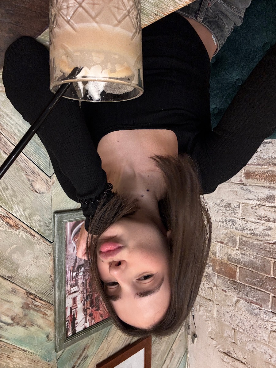 Fresh photos, fresh mood — Tina online in Haicheng